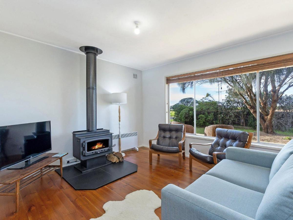 Willan 43 Powling Street Port Fairy Exterior photo